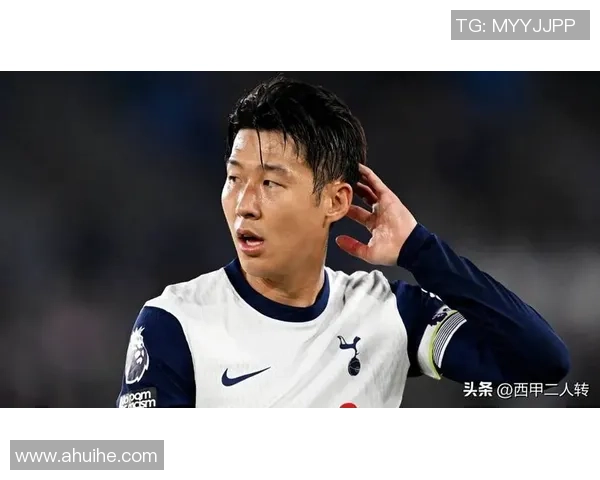 足球球星激烈言辞对骂瞬间 赛场内外口水战引发网友热议